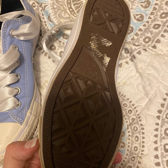 Converse - Picture 2 of 5